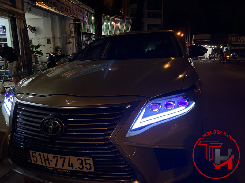 LED 3D mới có hai chế độ chiếu sáng demi và xi nhan chạy nhấp nháy
